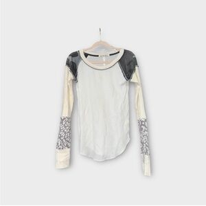 Free People Women's Long Sleeve Top - White and Gray